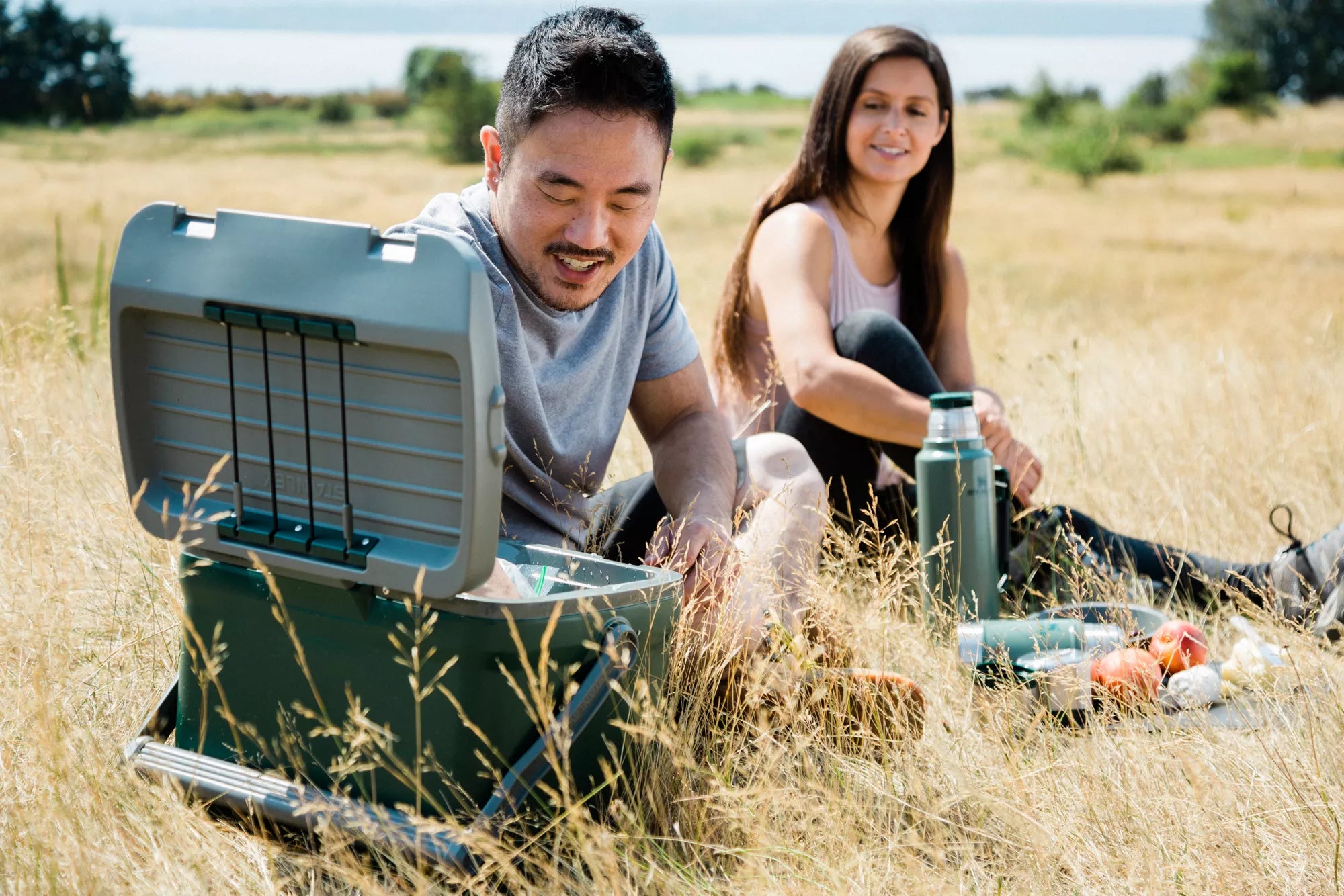 Adventure Easy Carry Outdoor Cooler