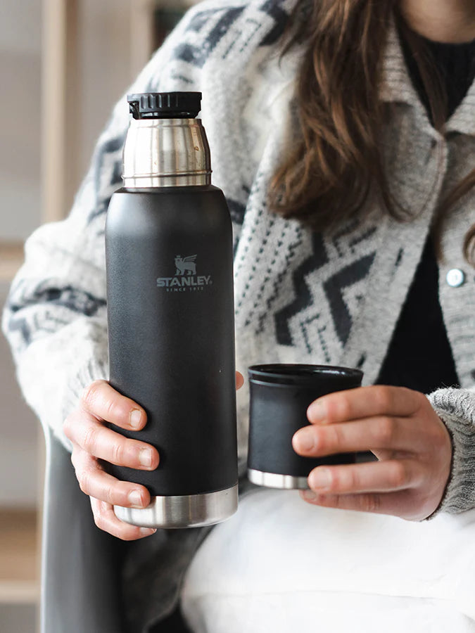 Adventure To-Go Bottle 1L - Polar