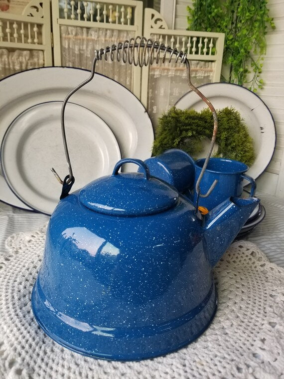 gsi outdoors enamelware tea kettle 10 Cup Tea Kettle